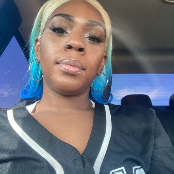 Meet your Posher, Crystal - Picture 13 of 14